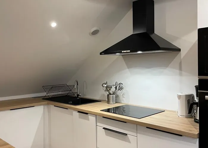 Ecrin Isle Aux Pieds De La Cathedrale